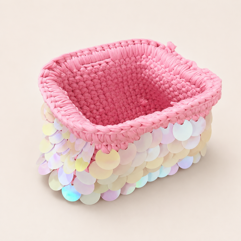 Iris Medium Pink Paillettes